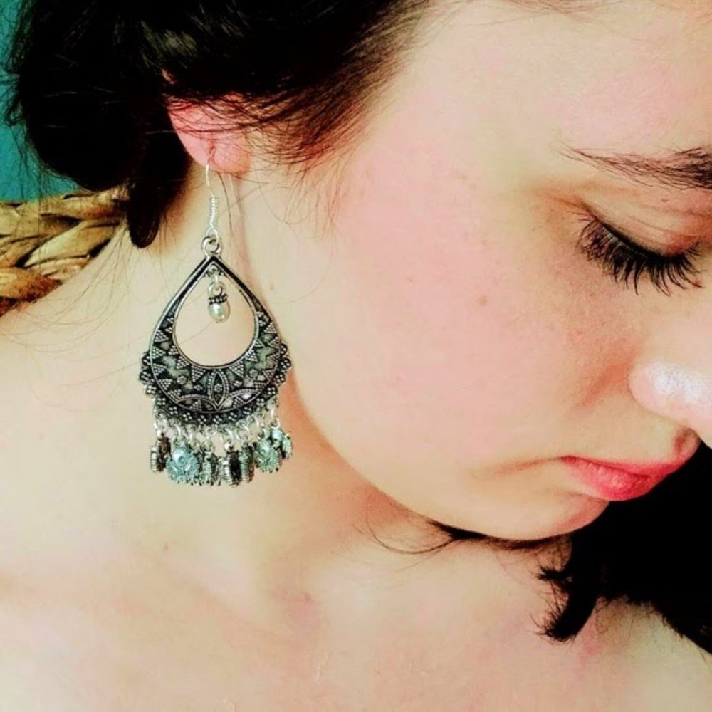 Exotic Bali Design Earrings - Picture 2 of 5